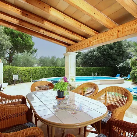 Holiday home Font Campo